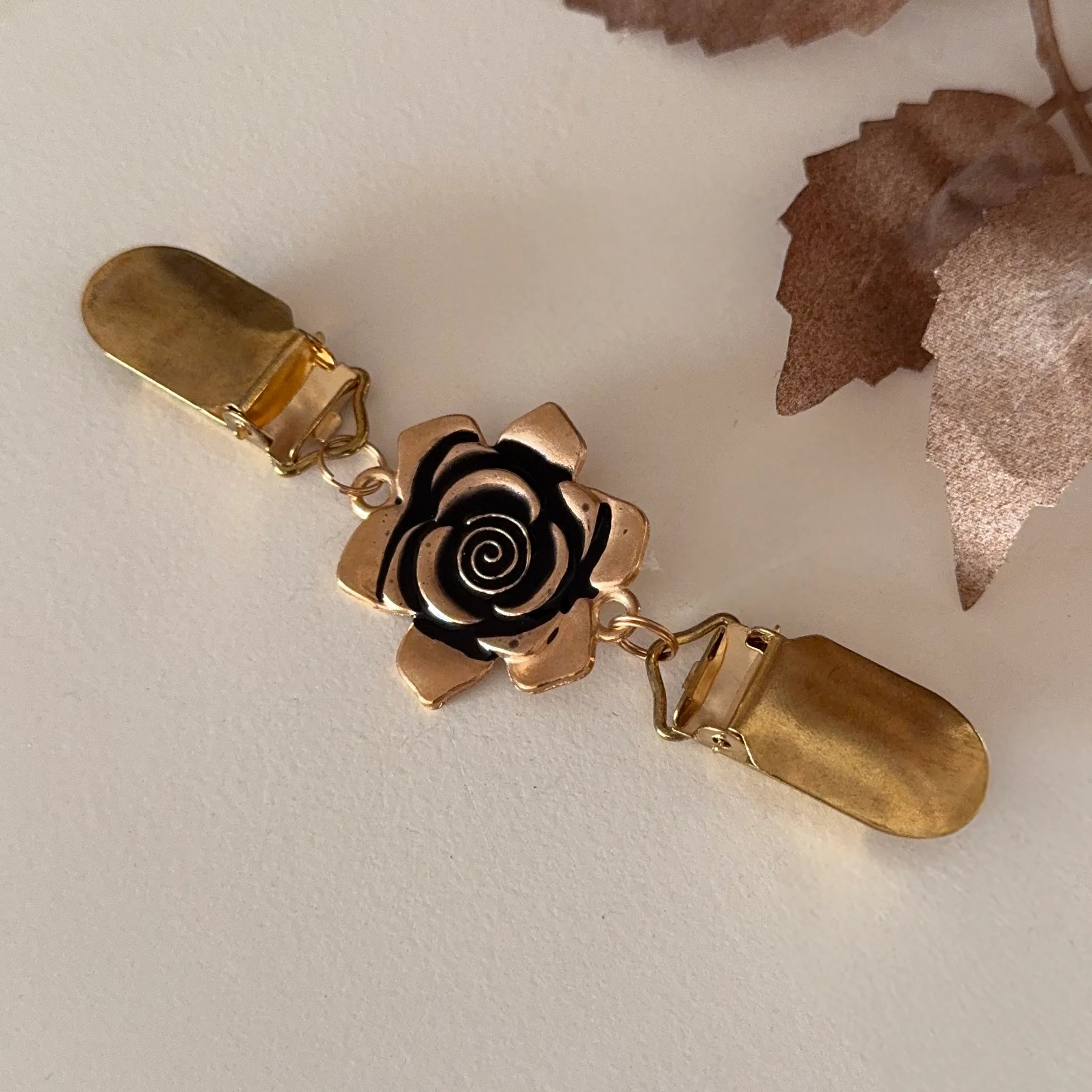 Flower Cinch Clips Gold
