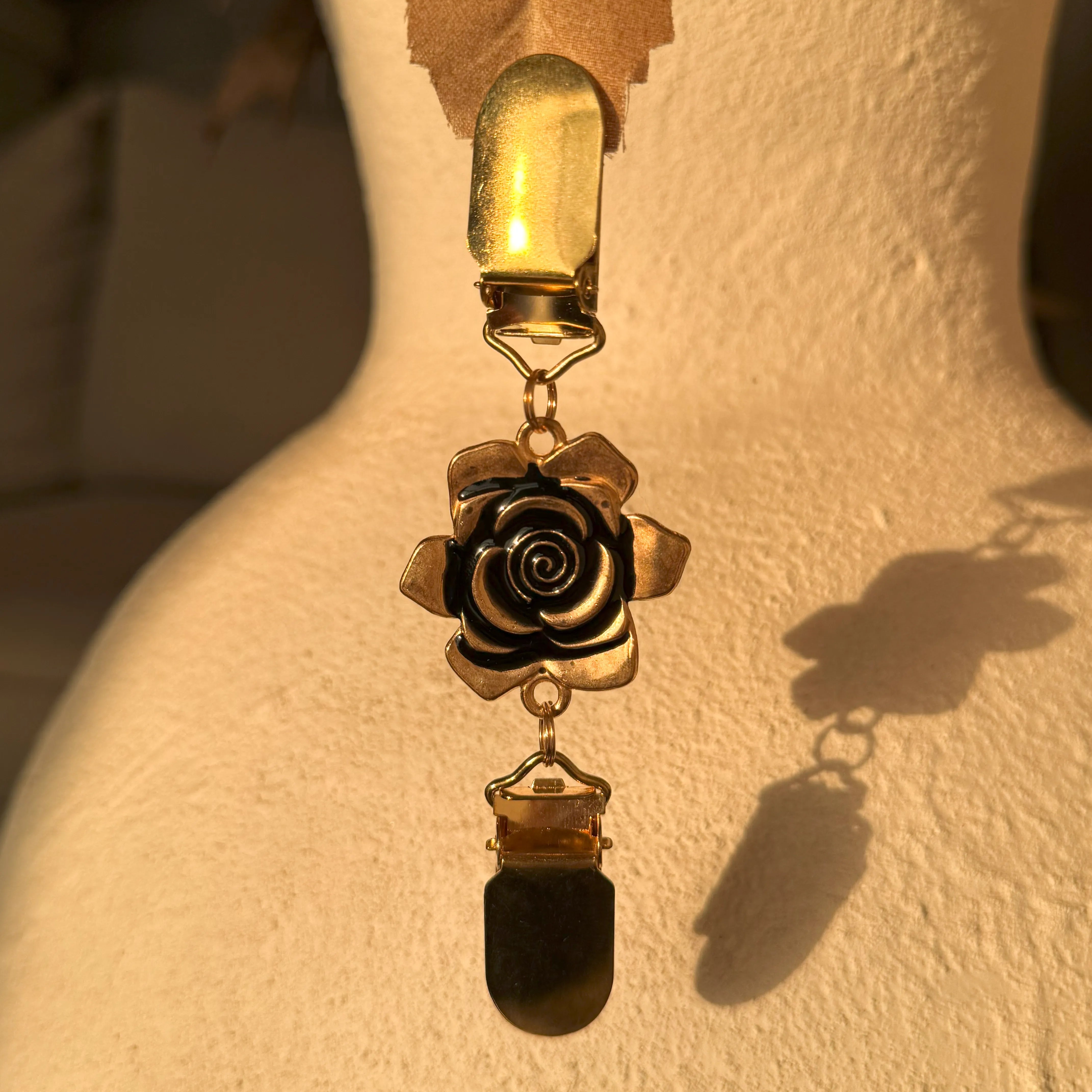 Flower Cinch Clips Gold