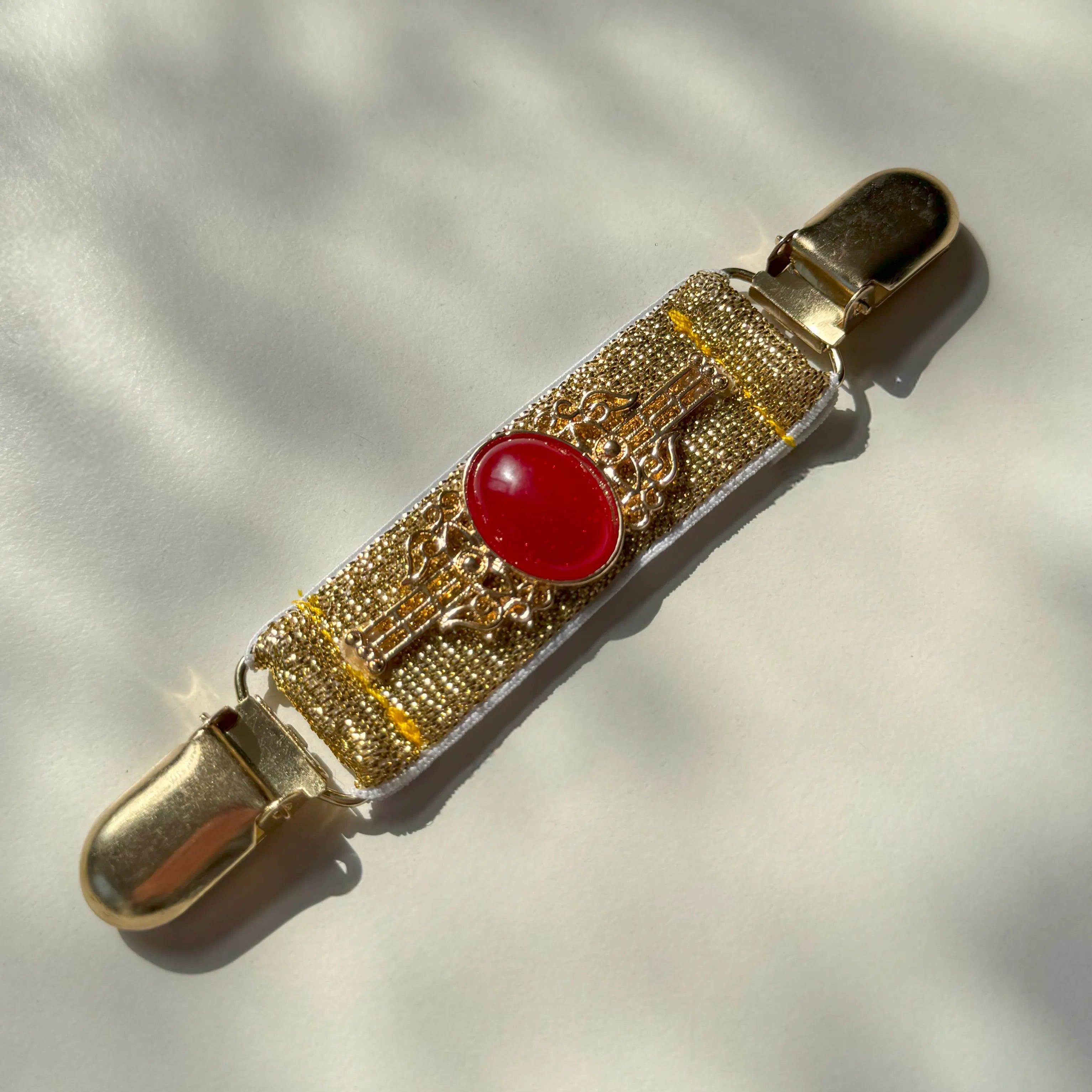 Vintage Cinch Clips - Cabochon Cut