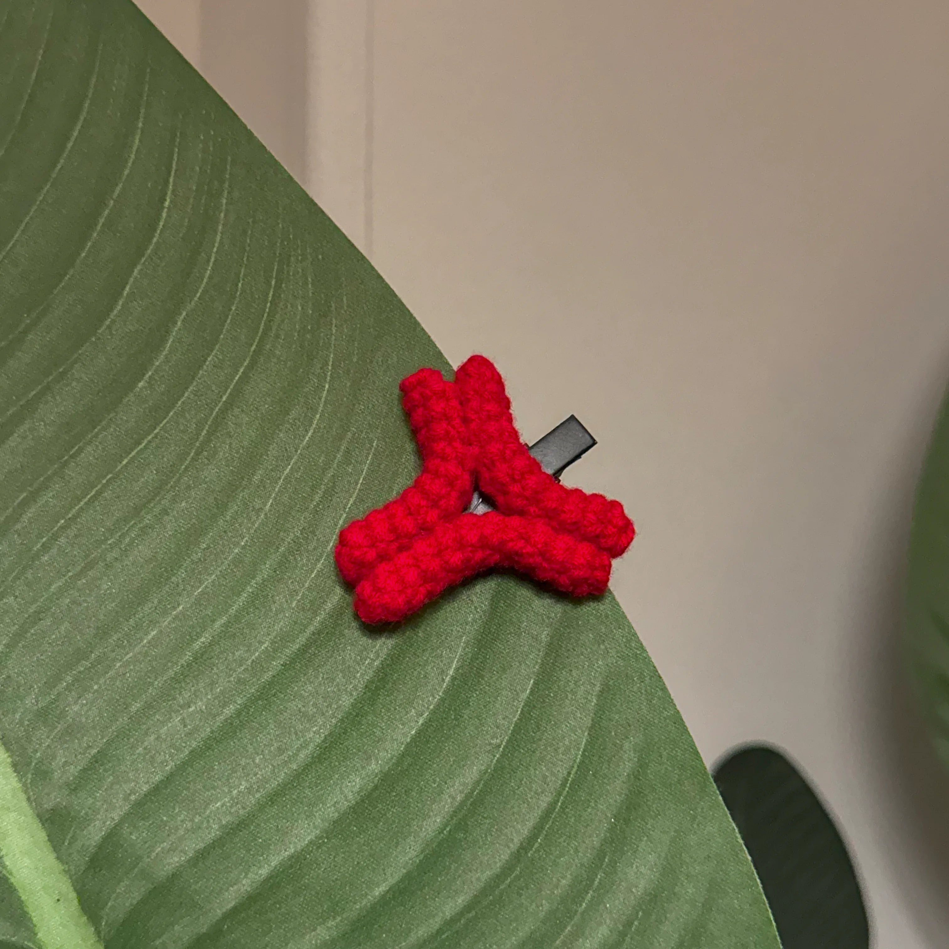 Angry Hair Pin (3 Pieces)