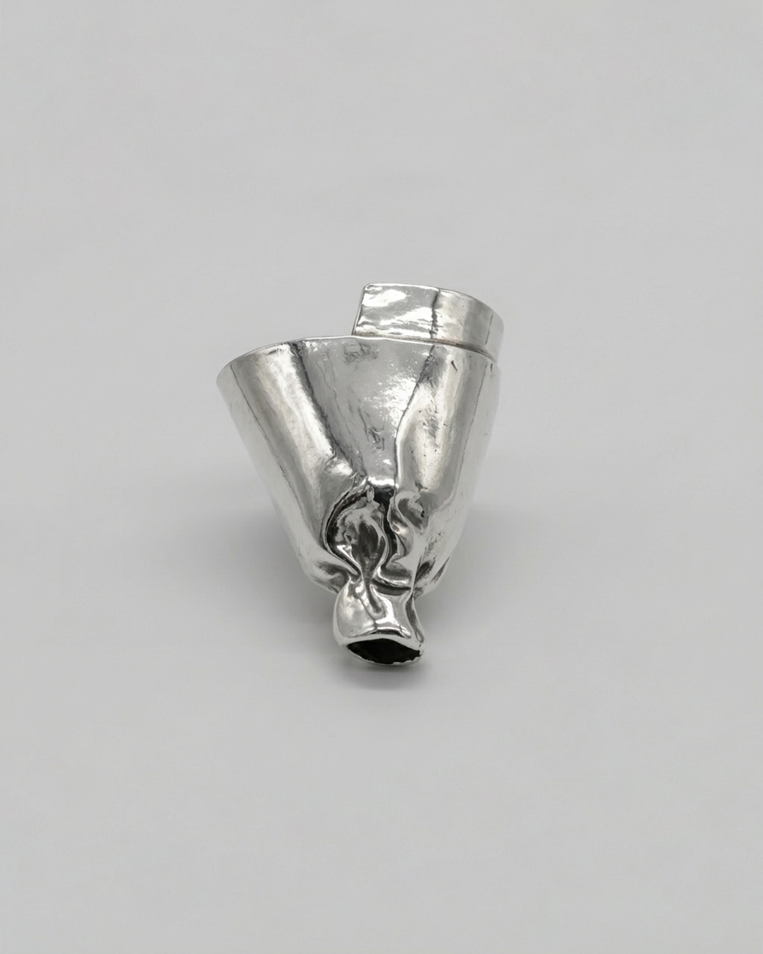 Vintage-Style Silver Lapel Vase Pin (Boutonniere Holder)