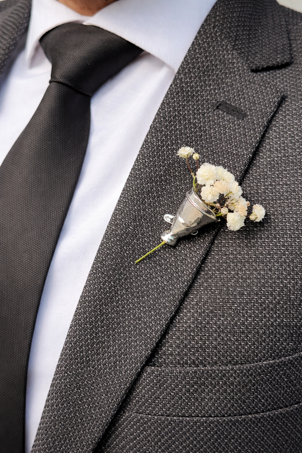 Vintage-Style Silver Lapel Vase Pin (Boutonniere Holder)