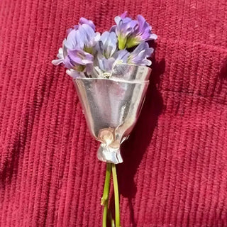 Vintage-Style Silver Lapel Vase Pin (Boutonniere Holder)
