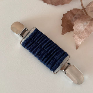 Stretchable Cardigan Cinch Clips (Navy Blue)