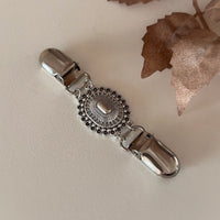 Cardigan Sweater Vintage Cinch Clips (Silver)