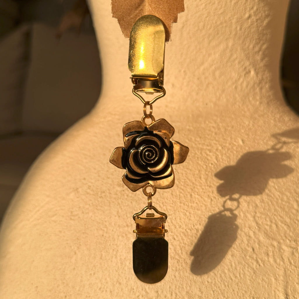 Flower Cinch Clips Gold