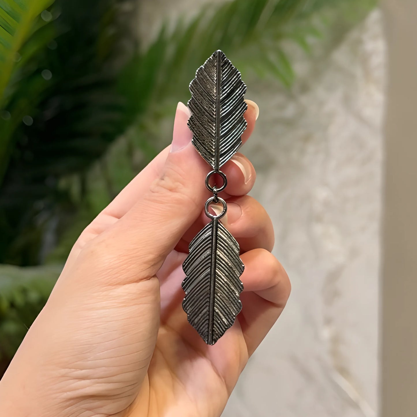 Twin Feather Leaf Shawl Brooch - Black