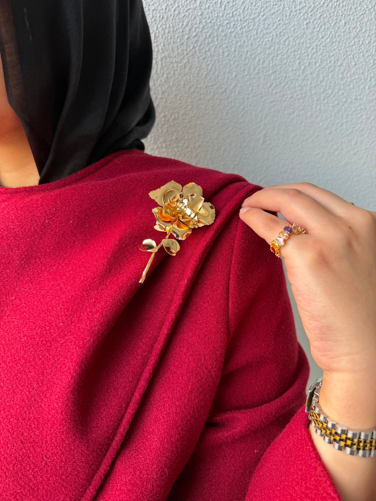 The Mokanda Gilded Rose Brooch - Gold