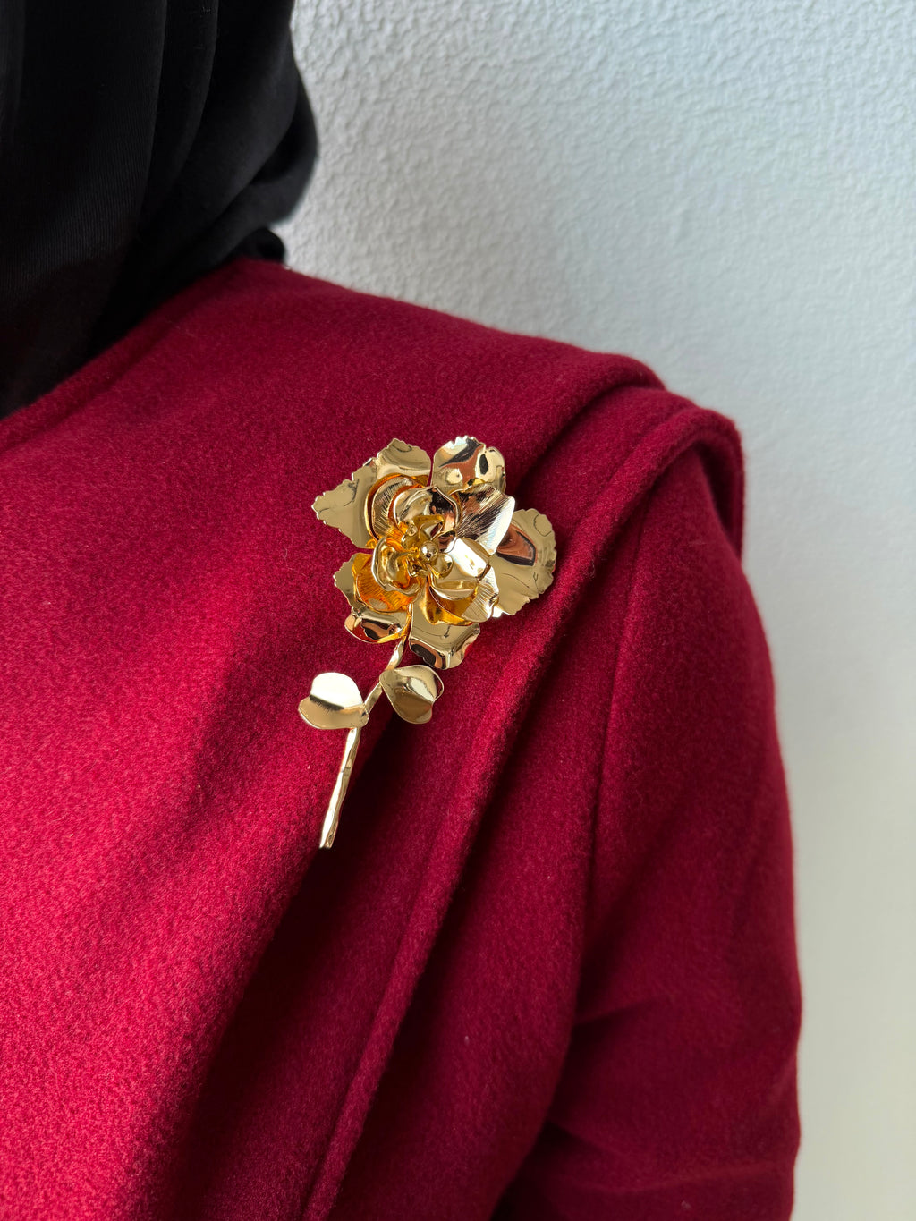 The Golden Era Brooch Set