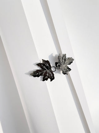 Maple Leaf Shawl Brooch - Black