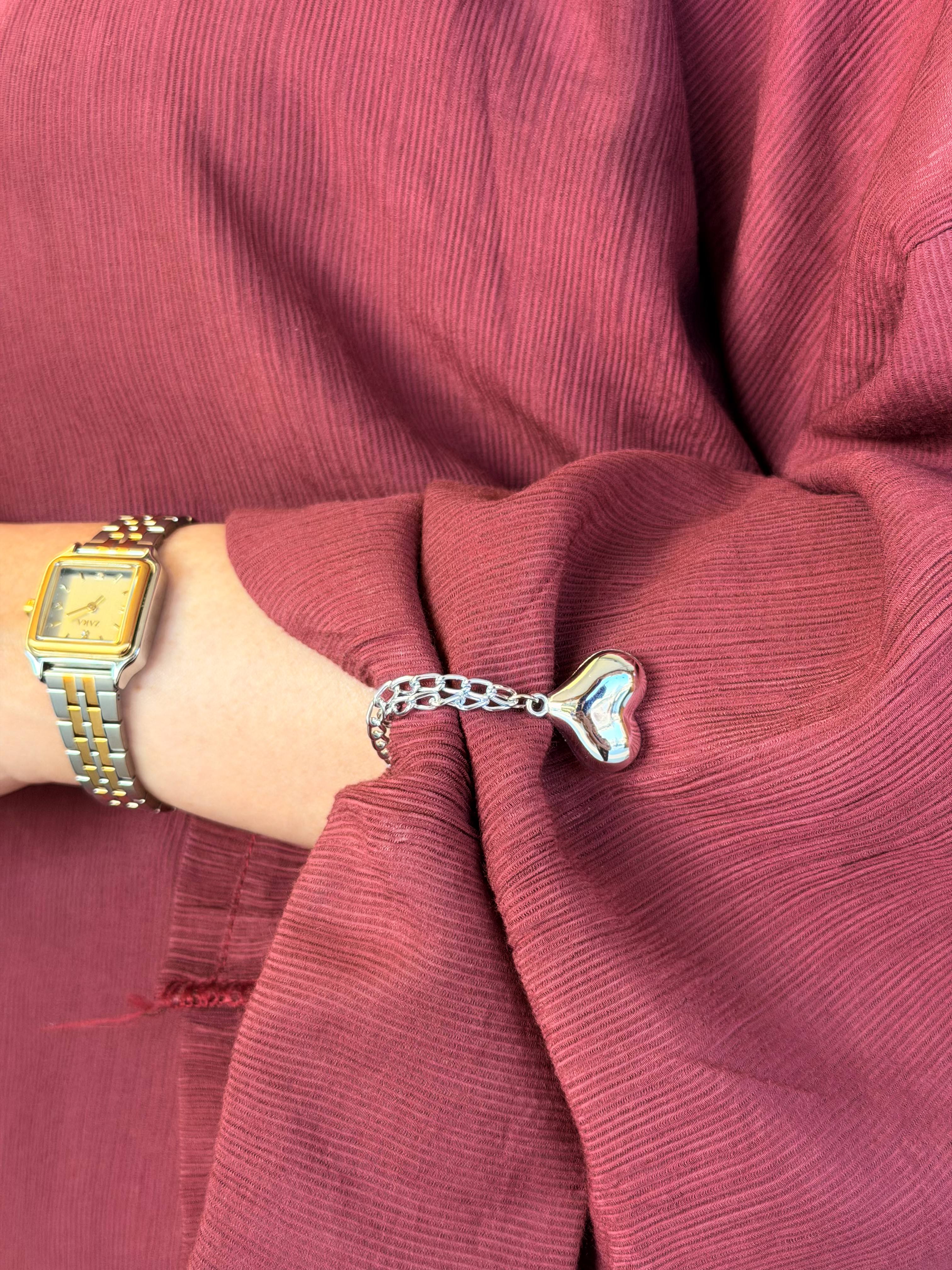 Heart Double-Chain Sleeve Holders – Silver Pair (2 Pieces)