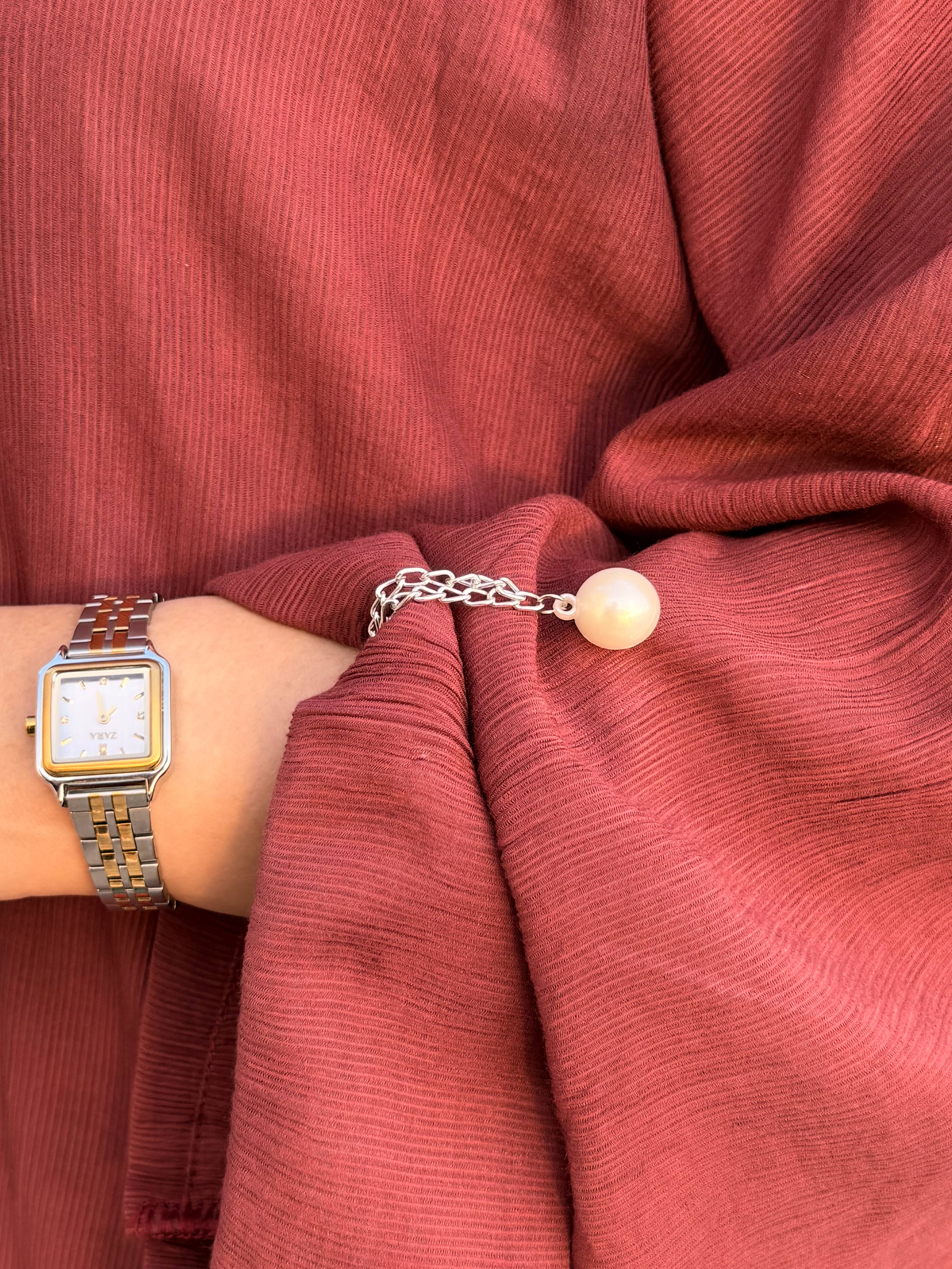 Pearl Double-Chain Sleeve Holders – Silver Pair (2 Pieces)