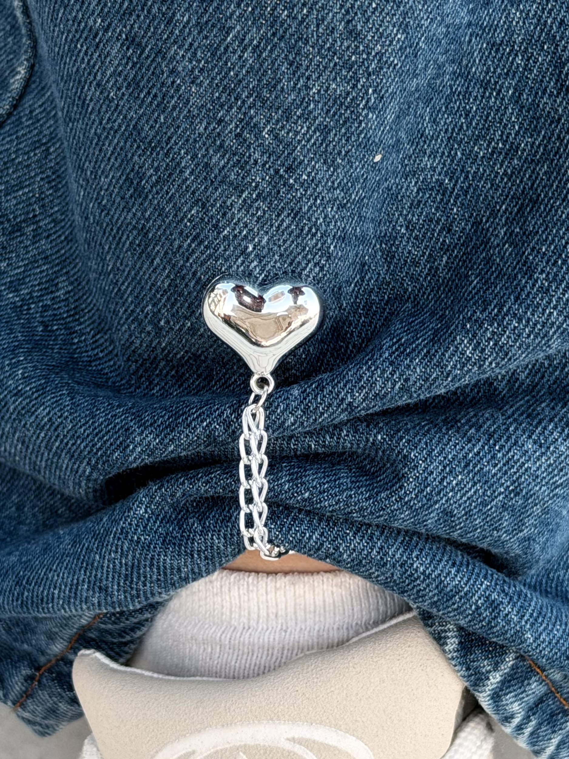 Heart Double-Chain Sleeve Holders – Silver Pair (2 Pieces)