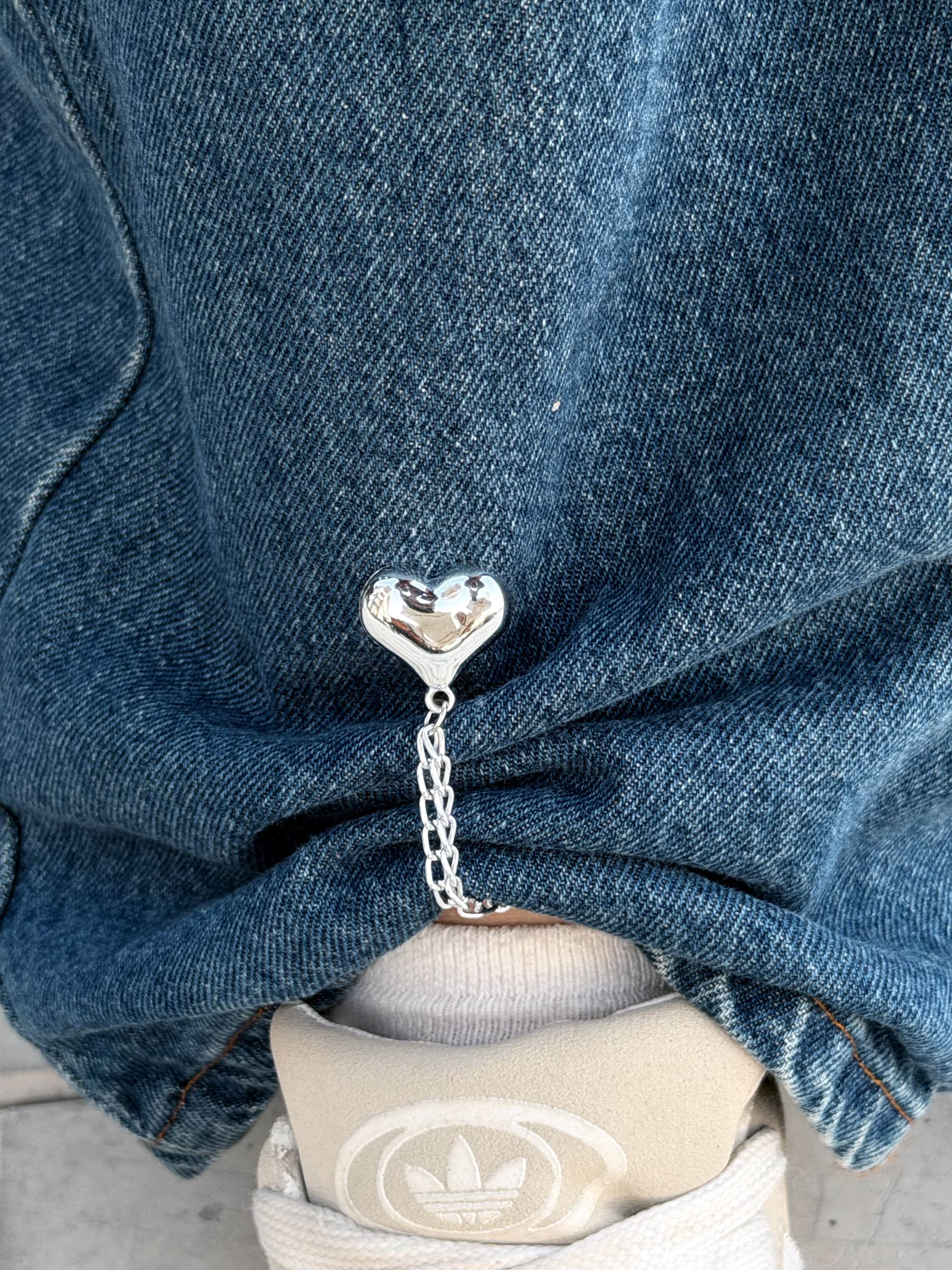 Heart Double-Chain Sleeve Holders – Silver Pair (2 Pieces)