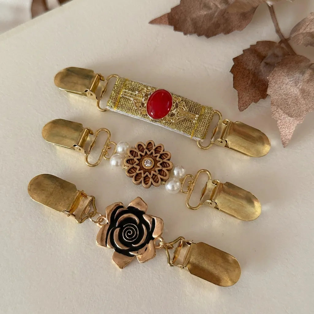 Vintage Cinch Clips (Golden Set of 3)